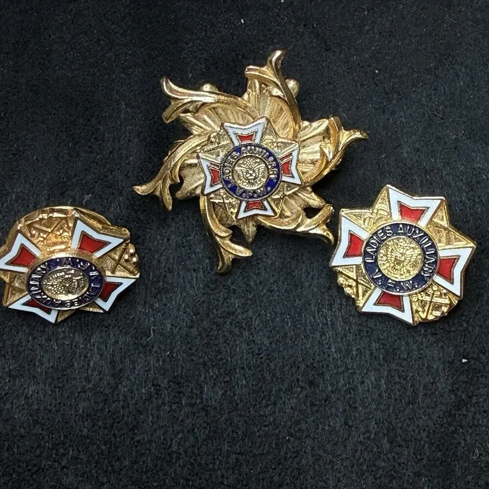 Vintage Ladies Auxiliary VFW Pin Lot of 3, Brooch Pin Lapel Pin
